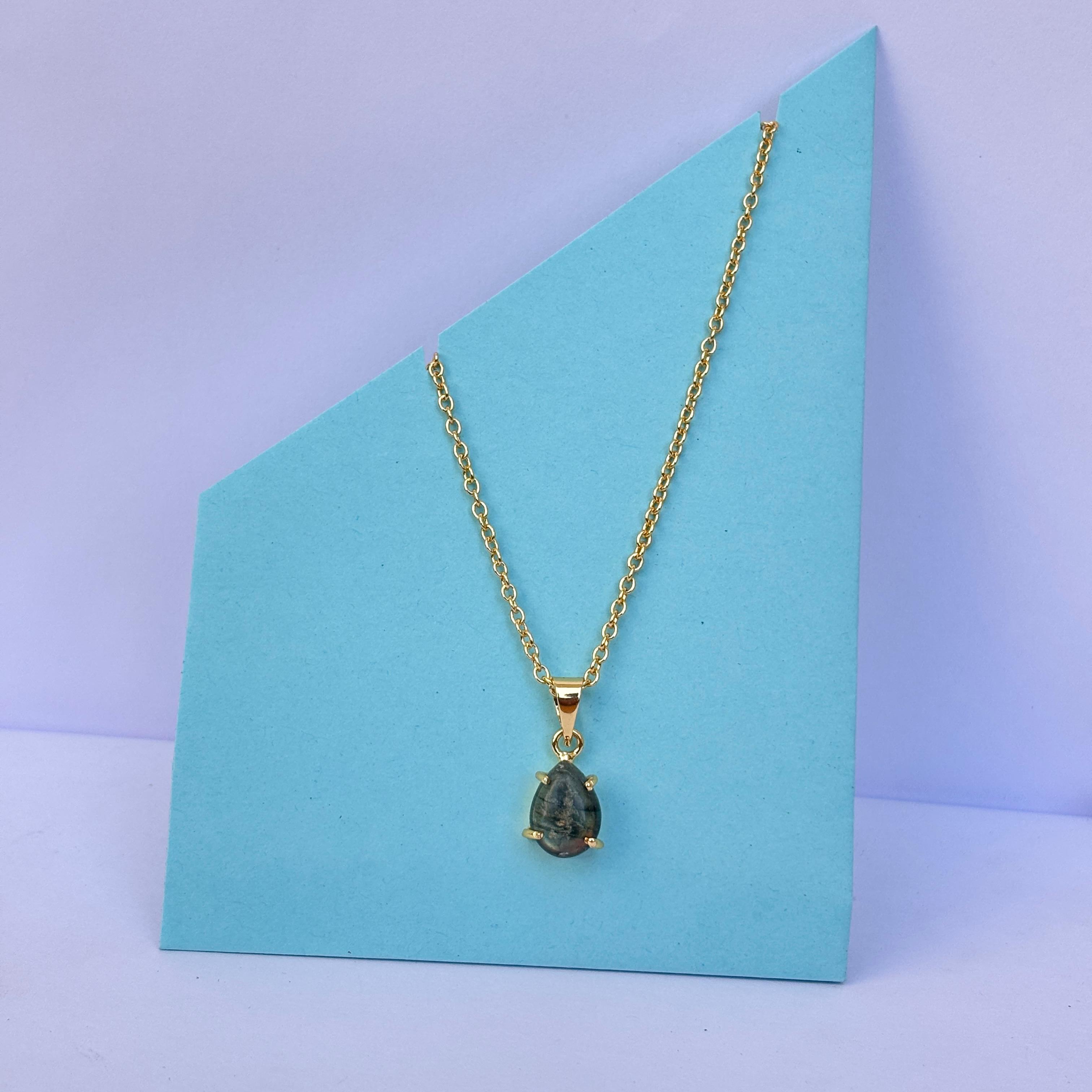 Oval cut Pendants